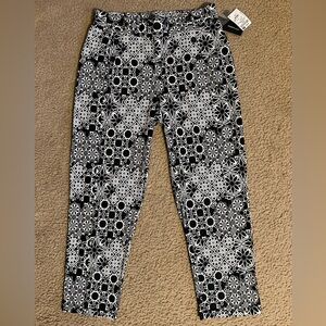 Robert Louis Monochrome Patterned Apparel